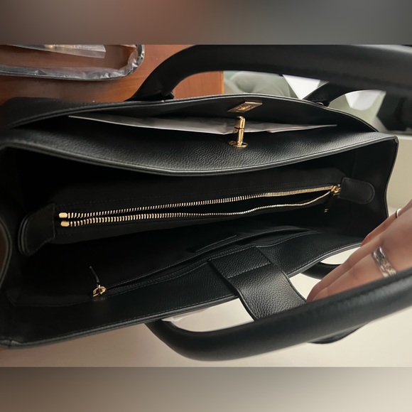 SOLD NEVER USED Chanel Executive Authentic Black Grained Leather Tote Bag - Picture 9 of 14